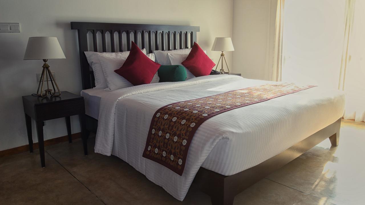 Kings Pavilion Luxury Hotel Kandy Zewnętrze zdjęcie