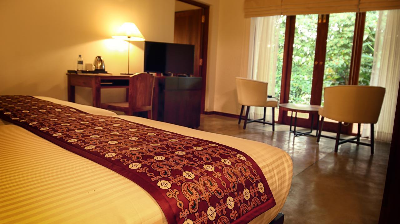 Kings Pavilion Luxury Hotel Kandy Zewnętrze zdjęcie