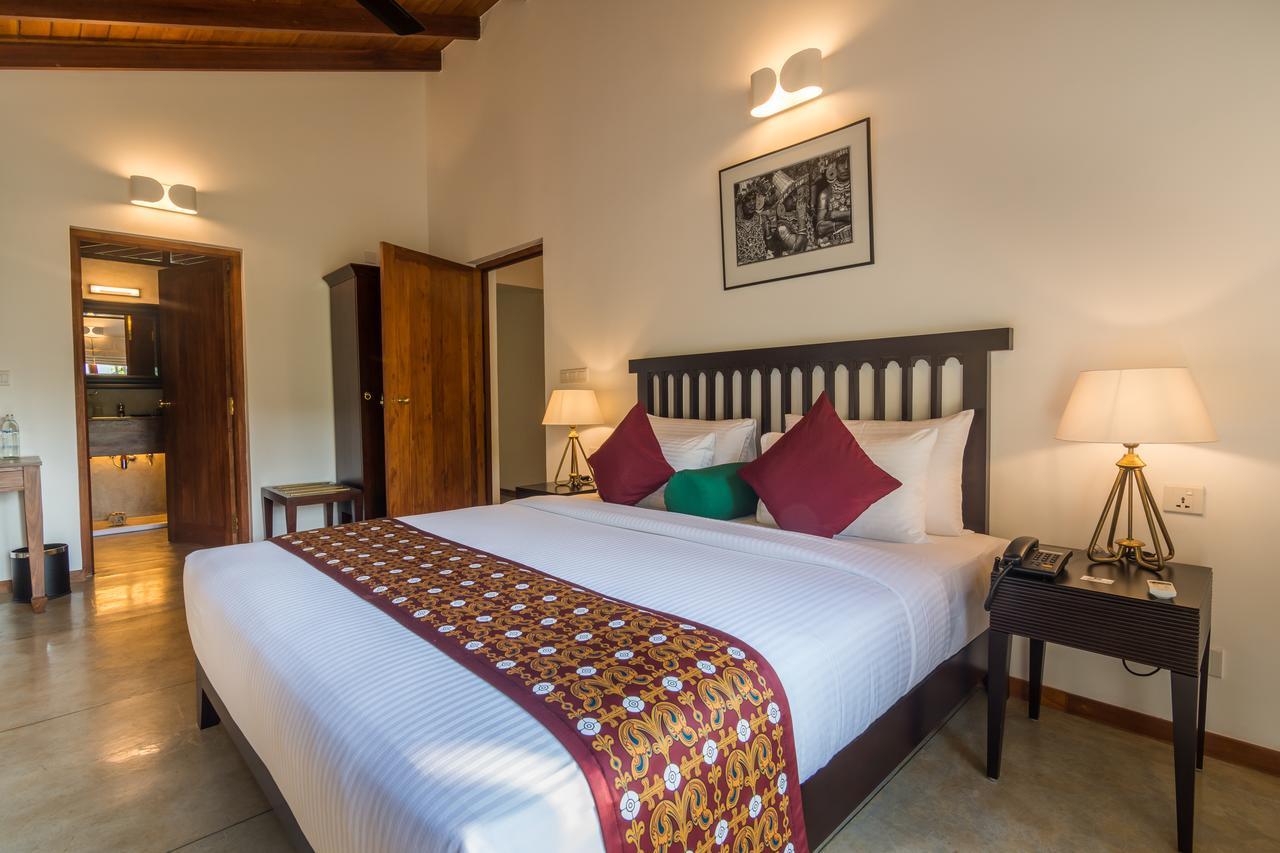 Kings Pavilion Luxury Hotel Kandy Zewnętrze zdjęcie